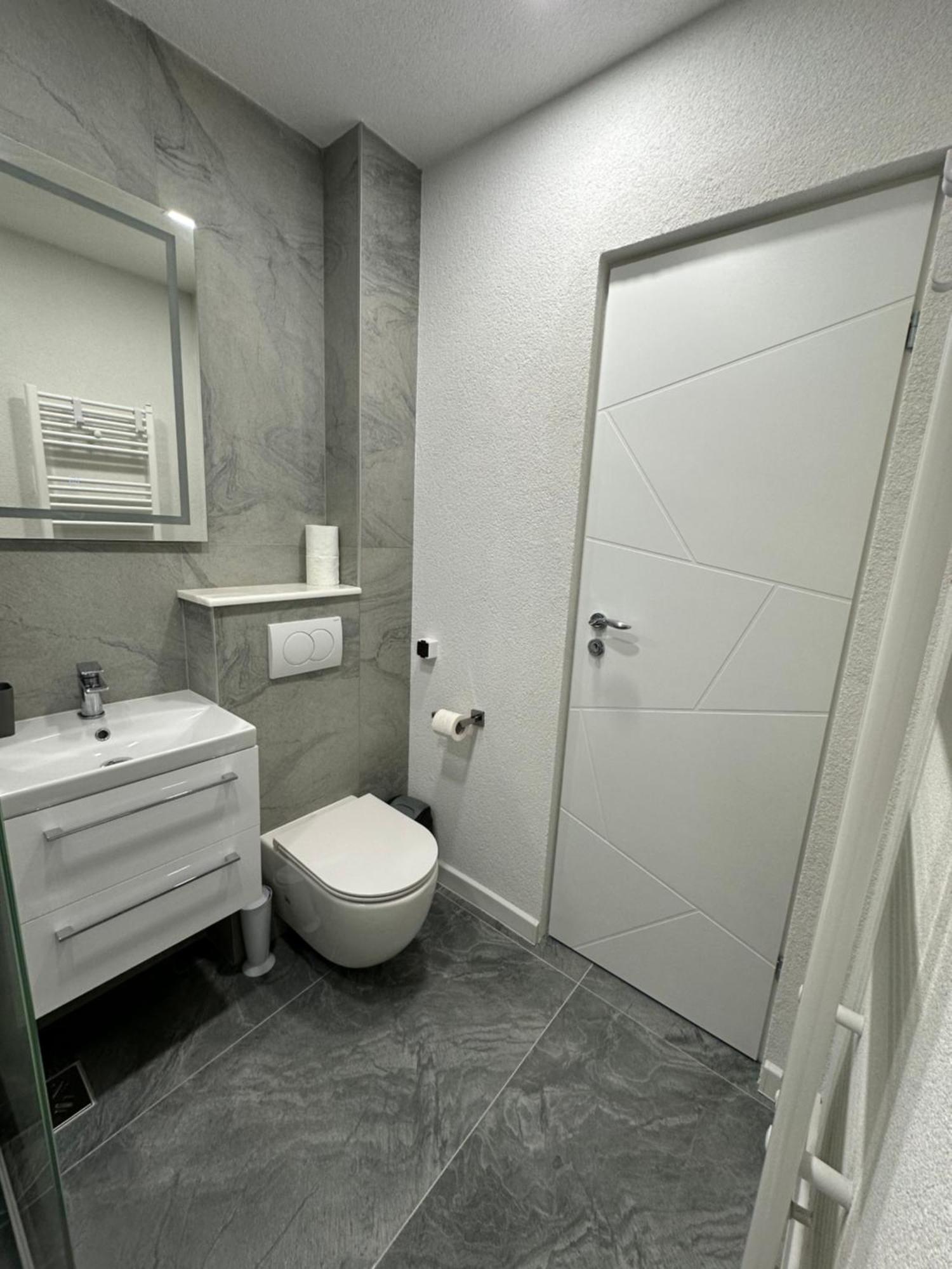 Apartament Ultra Central 3 Hunedoara Exterior foto